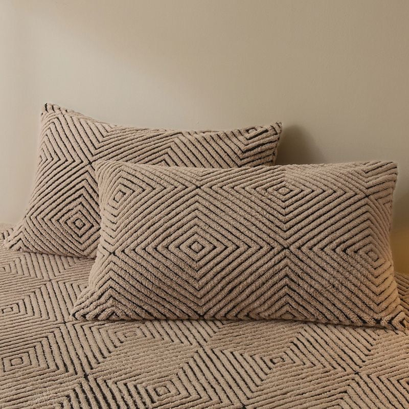 Ultra-Soft Milk Velvet Thick Plush Coral Fleece Fitted Bed Sheet