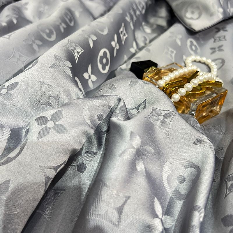 Luxury Cooling Silk 4 Pieces Summer Comforter Set