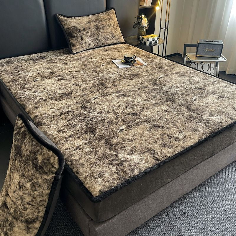 Cozy Faux Fur Rabbit Deep Pocket Plush Fitted Bed Sheet Set