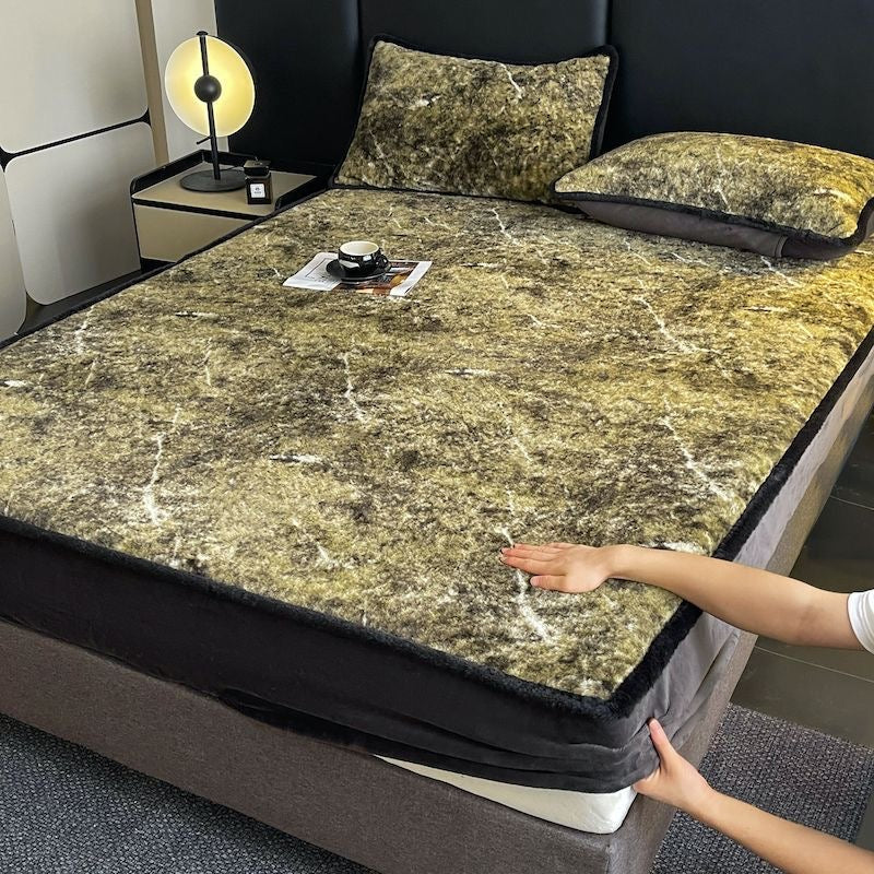 Cozy Faux Fur Rabbit Deep Pocket Plush Fitted Bed Sheet Set