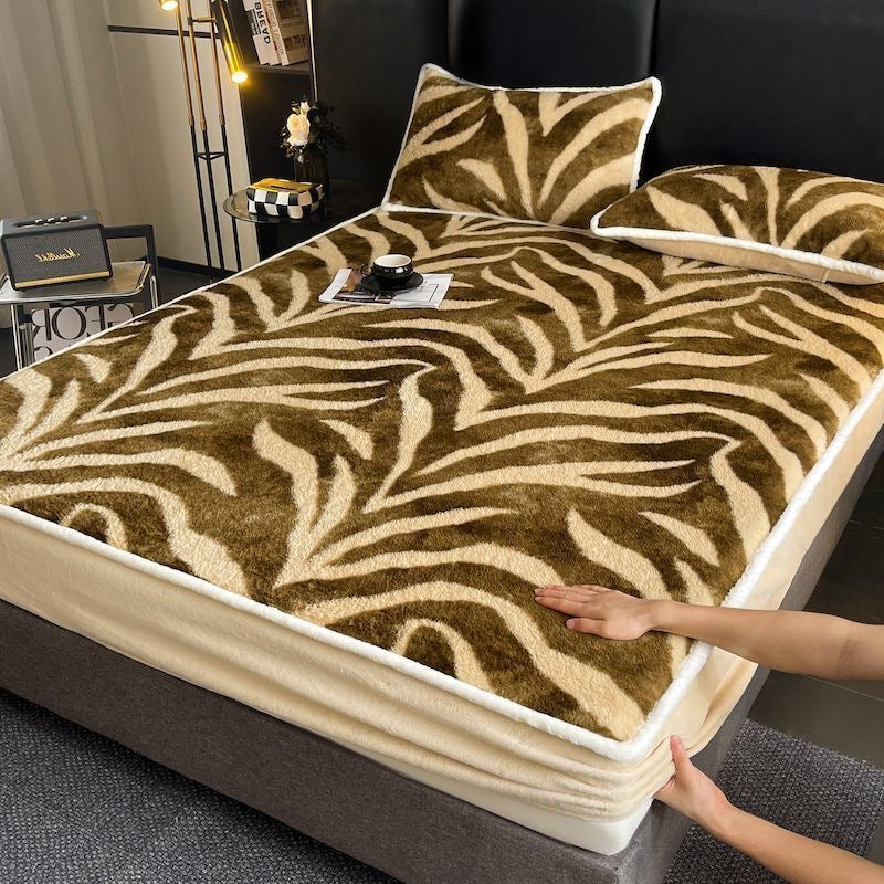 Cozy Faux Rabbit Velvet Deep Pocket Plush Fitted Bed Sheet Set