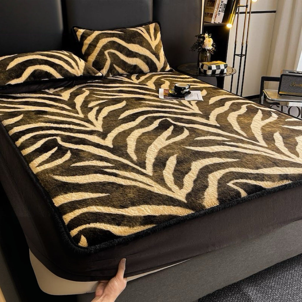 Cozy Faux Rabbit Velvet Deep Pocket Plush Fitted Bed Sheet Set