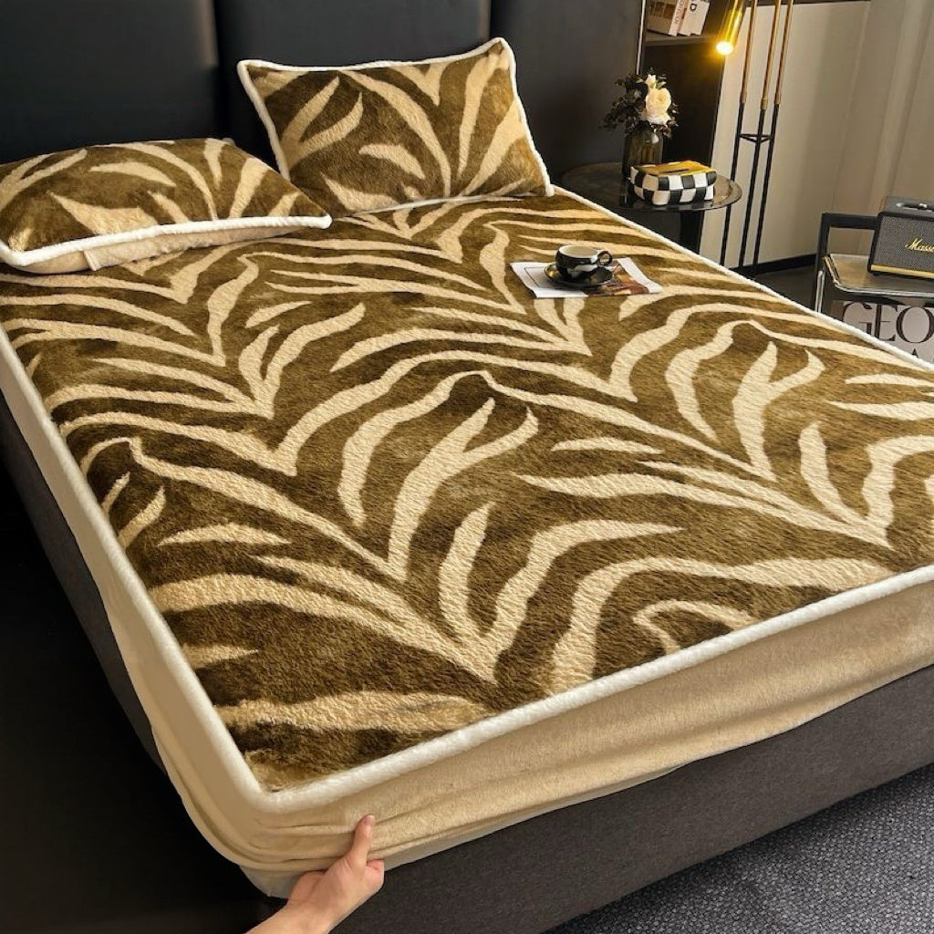 Cozy Faux Rabbit Velvet Deep Pocket Plush Fitted Bed Sheet Set