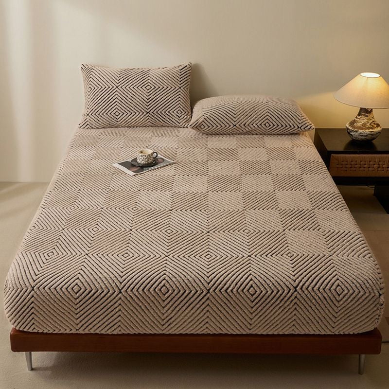 Ultra-Soft Milk Velvet Thick Plush Coral Fleece Fitted Bed Sheet