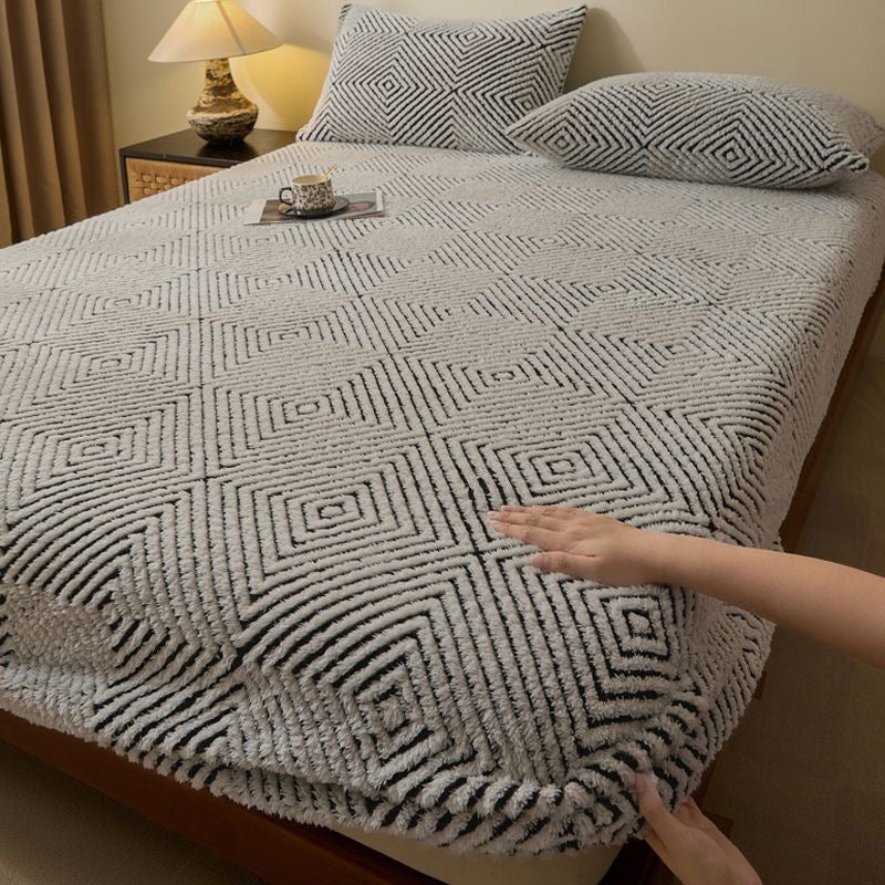 Ultra-Soft Milk Velvet Thick Plush Coral Fleece Fitted Bed Sheet