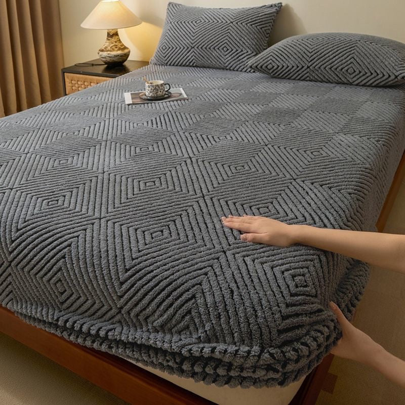 Ultra-Soft Milk Velvet Thick Plush Coral Fleece Fitted Bed Sheet