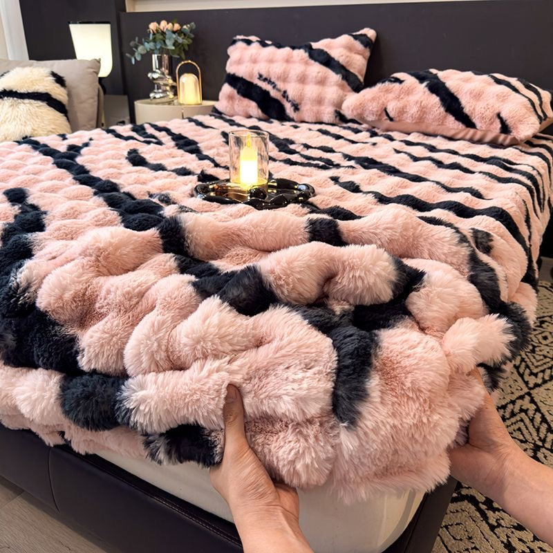 3 Pieces Luxury Faux Rabbit Fur Thick Plush Fluffy Fitted Bed Sheet Cover Set