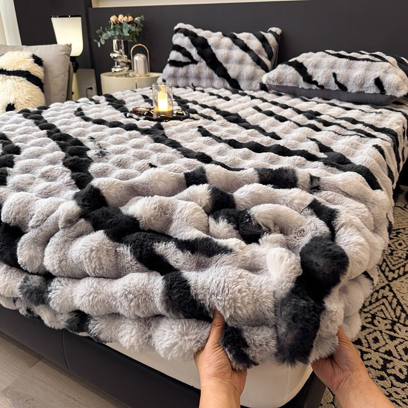 3 Pieces Luxury Faux Rabbit Fur Thick Plush Fluffy Fitted Bed Sheet Cover Set