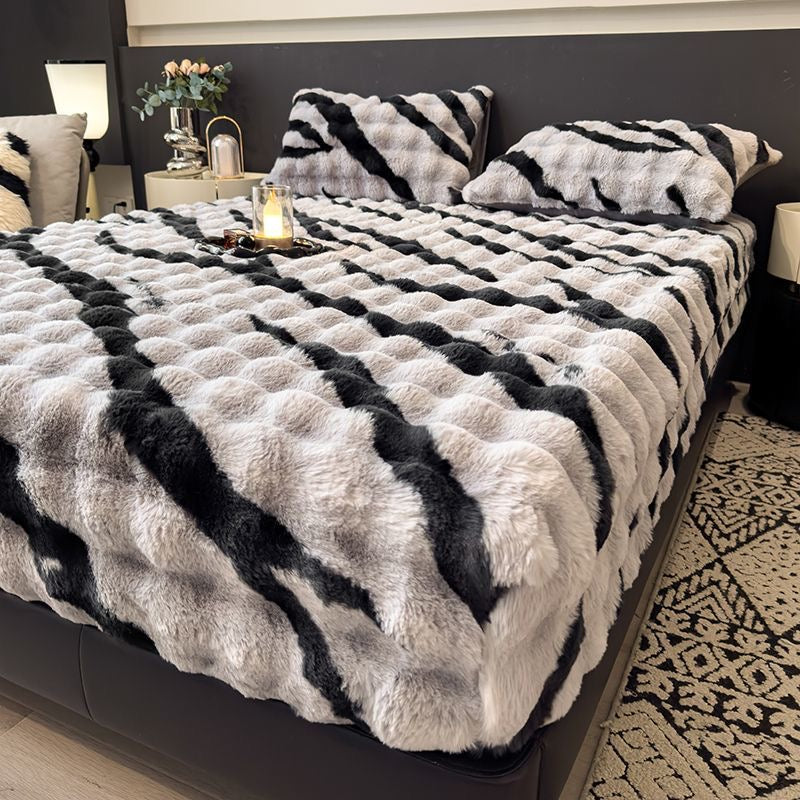 3 Pieces Luxury Faux Rabbit Fur Thick Plush Fluffy Fitted Bed Sheet Cover Set