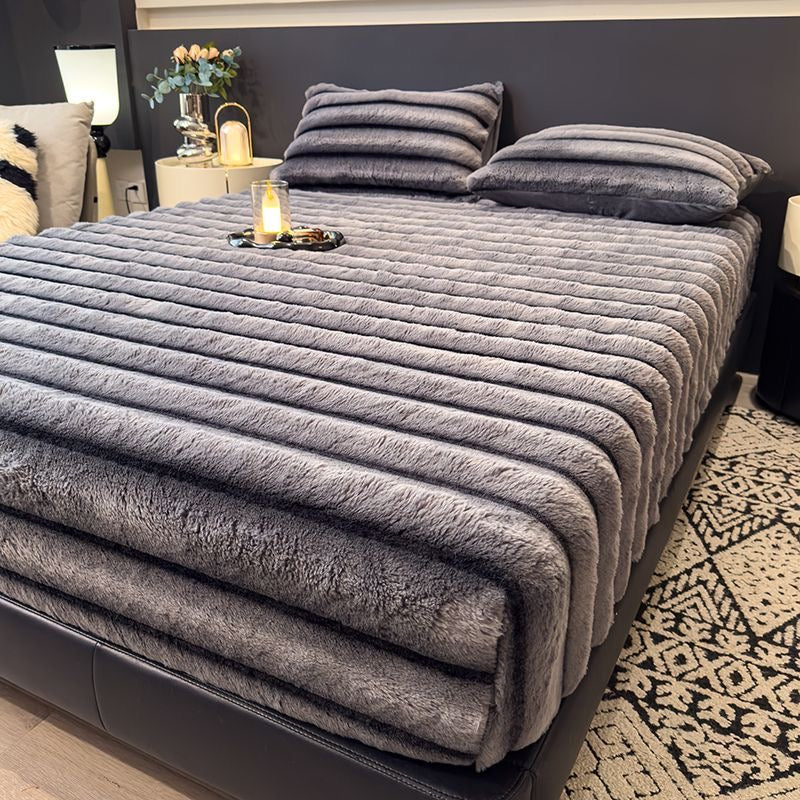 3 Pieces Luxury Faux Rabbit Fur Thick Plush Fluffy Fitted Bed Sheet Cover Set