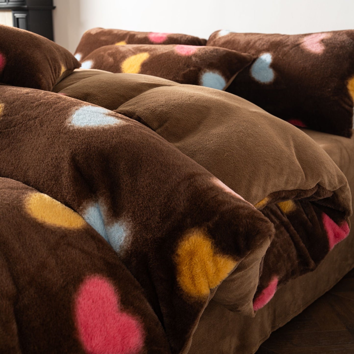 4 Pieces Faux Rabbit-Fur Feel Soft Coral Fleece Thick Milk Velvet Bedding Set