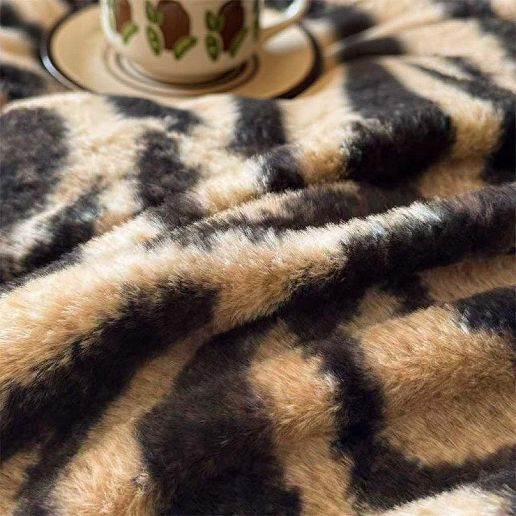 4 Pieces Faux Rabbit-Fur Feel Soft Coral Fleece Thick Milk Velvet Bedding Set