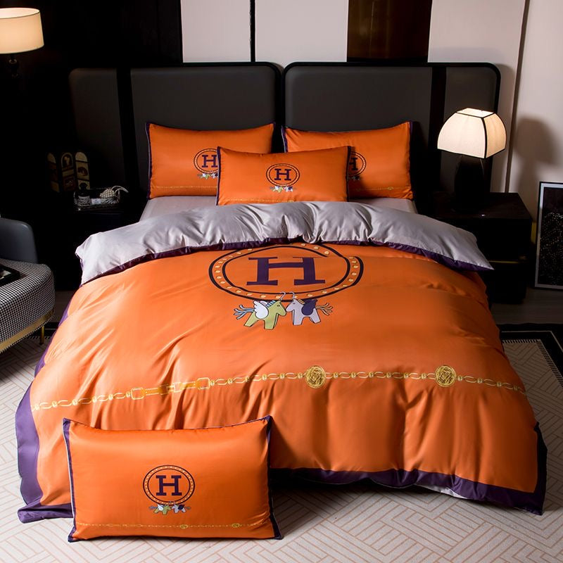 Luxury 4 Pieces Silky Satin Bedding Sheets Set