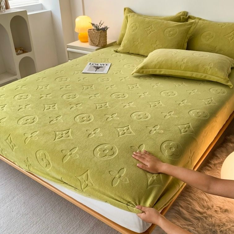 Luxury Soft Fleece Velvet Fitted Bed Sheet Cover Set