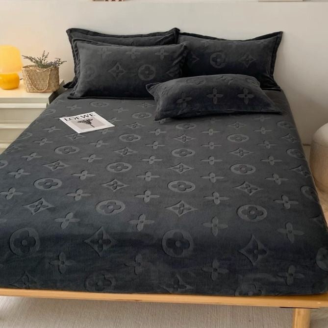 Luxury Soft Fleece Velvet Fitted Bed Sheet Cover Set