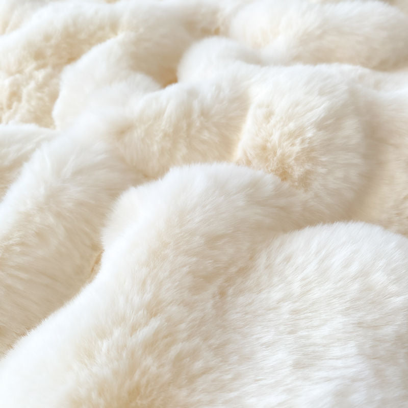 Cozy Luxury Ultra Soft Faux Fur Comforter Bedding Set