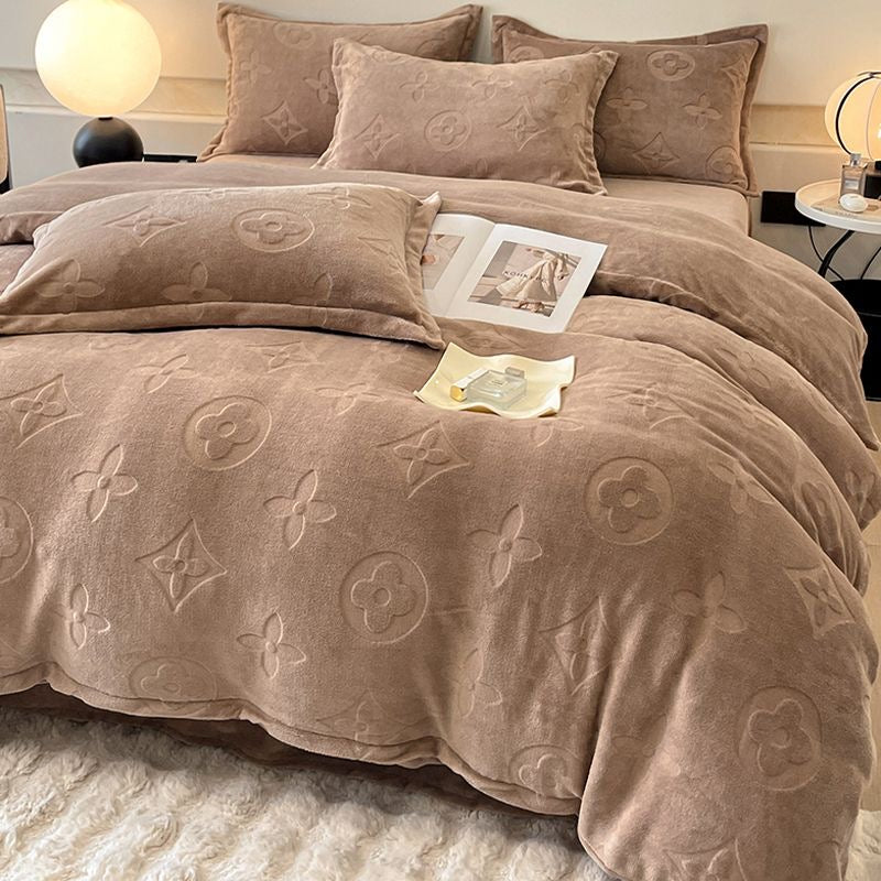 Luxury Fashion Milk Velvet Thick Plush Flannel Bedding Set
