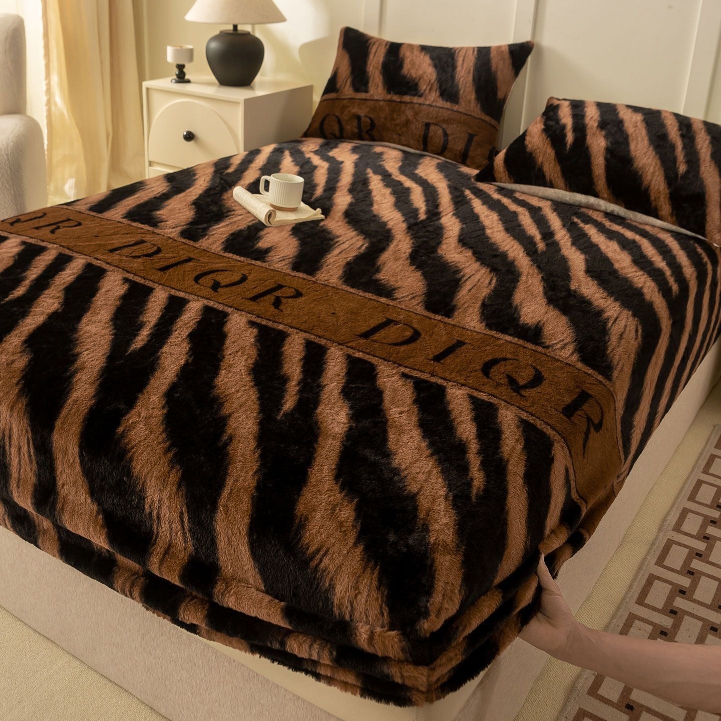 3 Pieces Faux Fur Flannel Warm Plush Shaggy Fitted Bed Sheet Set